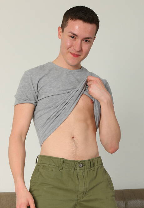 Der schöne Adam Ryker und der sinnliche Nate Morgan in einer heißen Homosexuellenszene