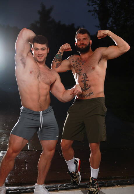 De Amerikaanse stoere Johnny Hill en Collin Simpson hebben goede seks