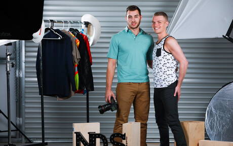 Nice american boys husky guy Carter Woods and twink Kyle Brant in hot ass bang