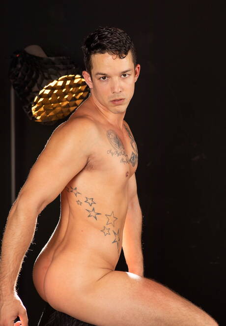 Next Door Studios: Two american guys beefy Roman Todd and superstud Nic Sahara have a good sex