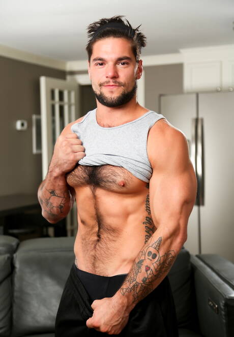 Zwei amerikanische Jungs, der große Aspen und der starke Carter Woods, haben harten Analsex