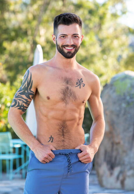 Les mecs américains sexy Dalton Riley et le costaud Casey Everett font l