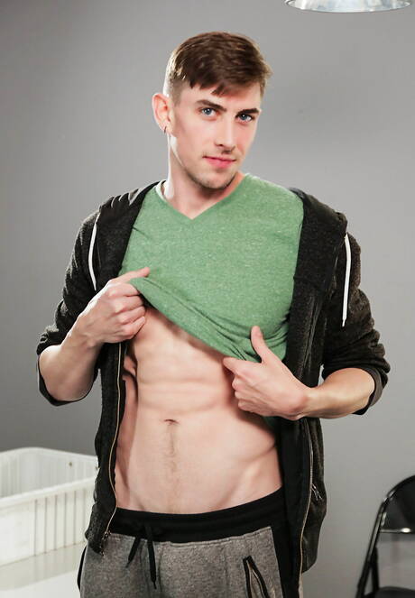 兩個美國小伙子 Michael Del Ray 和超級帥哥 Jack Hunter 激情肛交