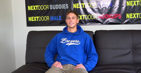 Le culturiste Jason Long se branle