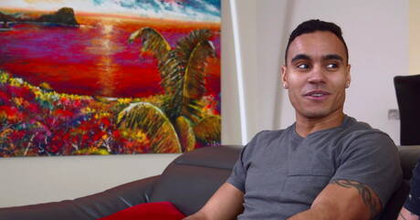 Next Door Studios: 잘생긴 미국 남자들, 몸매 좋은 저스틴 매튜스와 근육질의 앤서니 무어가 자지 빨고 나서 엉덩이를 엿먹는다