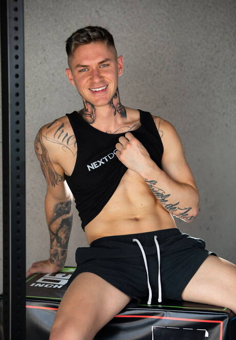 I ragazzi sexy Zak Bishop, Dakota Payne e Kyle Wyncrest si sono scopati a vicenda