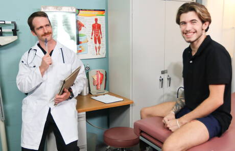 Amerikaanse superstud Nate Stetson en hete twink Ryan Kneeds hebben goede seks