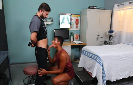 Die sexy Amerikaner Scott Demarco und Jay Seabrook ficken sich gegenseitig beim Fisting