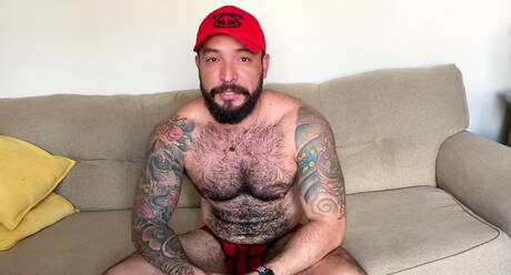 Venezuelan hairy bear Julian Torres teasing with sex toy