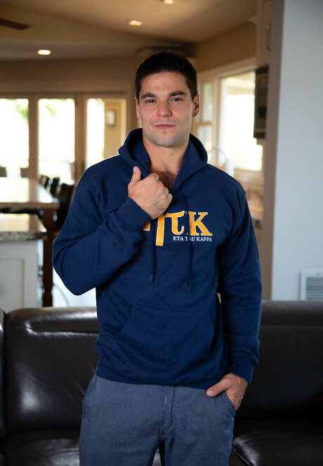 Nice american boys muscular Aspen and hot twink Michael Del Ray fuck ass after blowjob