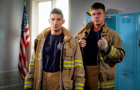 Two american boys husky guy Jj Knight and stud Jim Fit have a hot couple scene