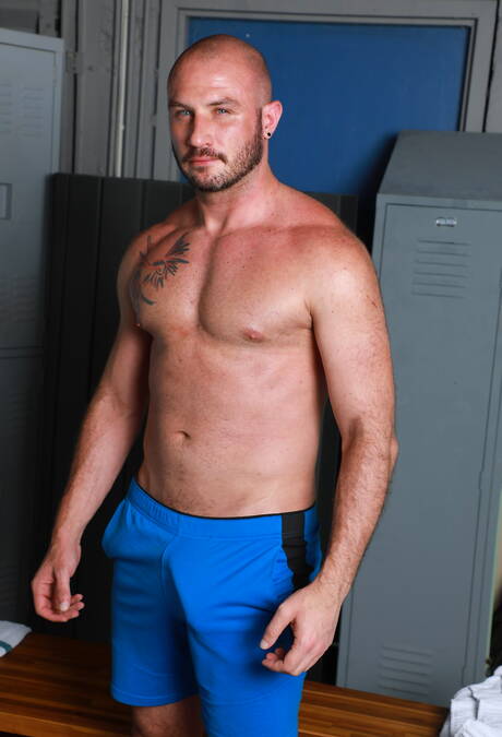 American hunky guy Damian Taylor and  Greg Riley sucking and fucking each other