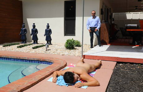 Two american dudes hunk Max Sargent and hot twink Aaron Perez in hard anal sex in the pool