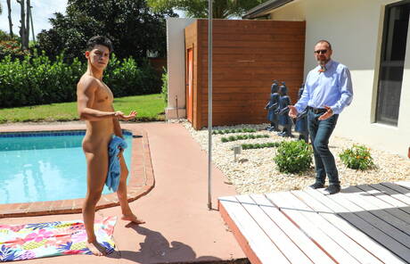 Two american dudes hunk Max Sargent and hot twink Aaron Perez in hard anal sex in the pool