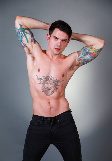 Berühmte Amerikaner, Superhengst Dakota Payne und heißer Twink Trevor Harris bei heißem Arschfick