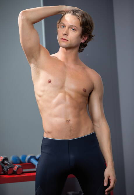 Raging Stallion: Nice american buddies stud Logan Cross and young boy Austin Avery love each other