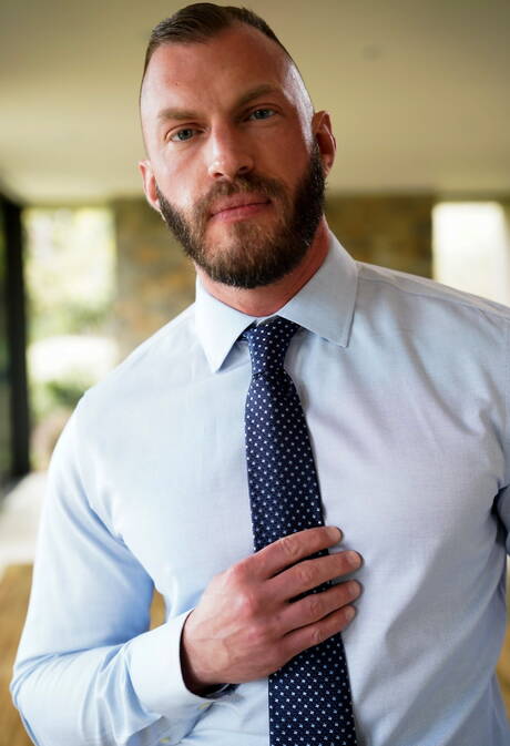 恥知らずな少年ニック・フィット、マイケル・ボストン、アダム・グレイの熱い3Pアナルセックス