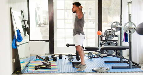 黑人強人Adrian Hart和Rodrigo Amor互相吸吮和操弄