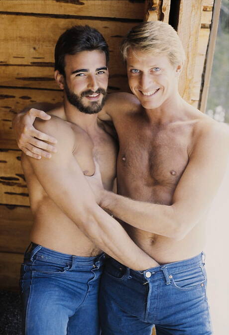 American beefcake Al Parker and beefcake Casey Donovan fuck ass after sucking cock with fisting