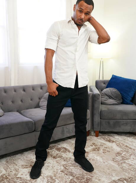 Bezczelni faceci Brian Bonds, Fame i Jigz Castelo w twardym międzyrasowym trójkącie