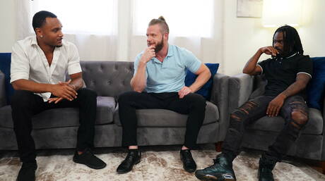 뻔뻔한 남자 브라이언 본즈, 페이머, 지그즈 카스텔로가 격렬한 인종간 3P 섹스를 선보이다