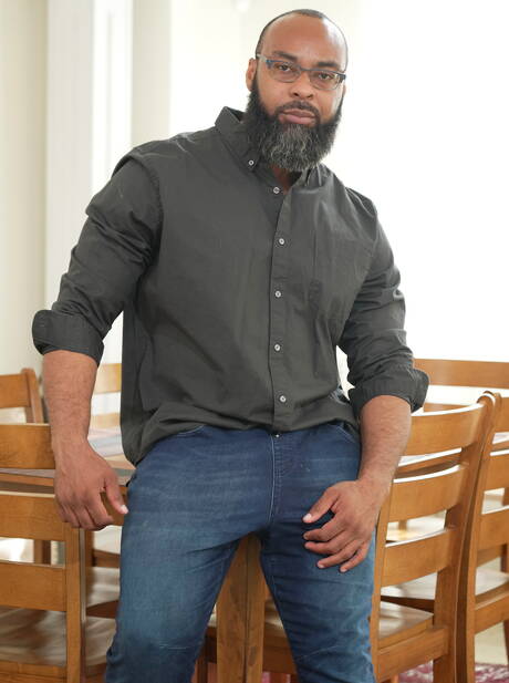 バレット・ディーン、ディープディック、レイ・ディーゼルの熱い異人種間3Pアナルファック