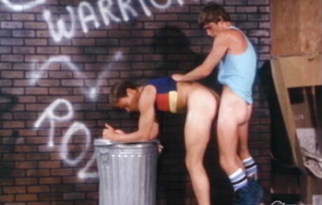 Lee Ryder, Mike, Mark Hunter, Joe Reeve, Rick w gorącym plenerze