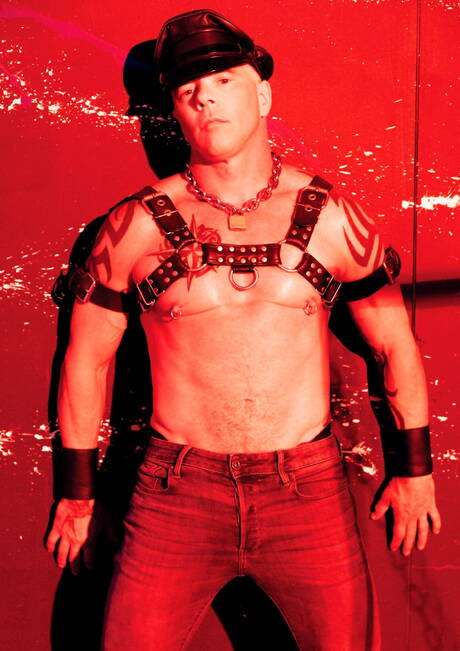 Horny buddies Isaac X, Marco Napoli and Ryan Carter have 3some anal sex