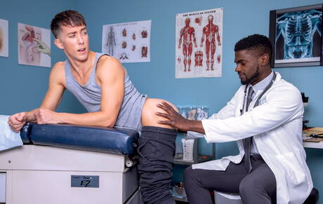 Nice american guys husky guy Isaac Parker and hunky guy Devin Trez fuck ass after interracial blowjob and fisting