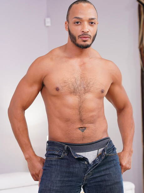 Nasty boys Dillon Diaz, Draven Navarro and Trent King in hot interracial groupsex