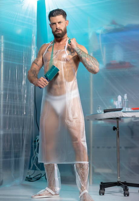 ホットなアメリカ人の毛深いクマのボー・バトラーと毛深いクマのアルファ・ウルフはお互いを愛しています