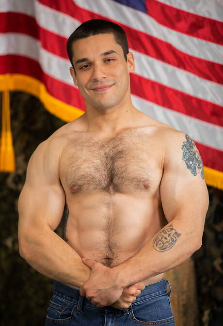 Famous americans, otter Andrew Miller and husky guy Jay Tee have a hot couple sex