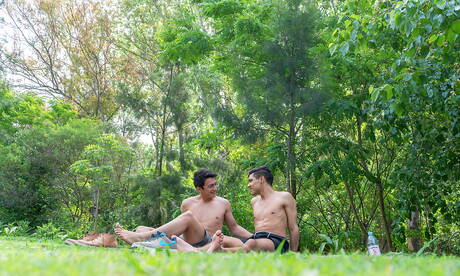 Latin hot twink Vincent Landi and latin young dude Felix Harris love each other outside