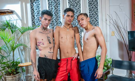 Die geilen Kumpels Neil Travis, Edwin Mendez und Tommy Ameal bei heißer Dreier-Arschfick-Action am Pool