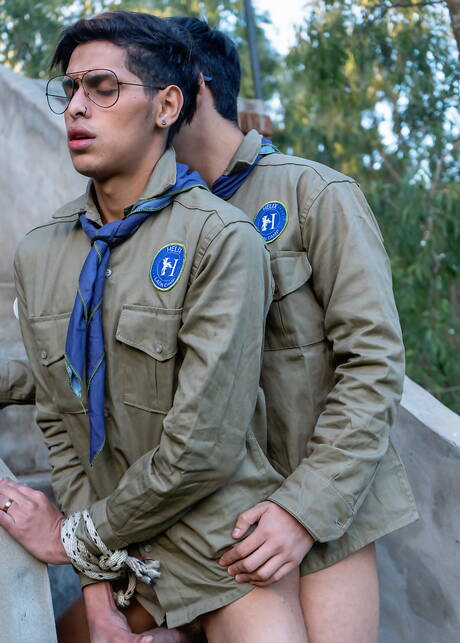 Latino pretty boy Vincent Landi and latin young dude Tommy Ameal make a love outdoor