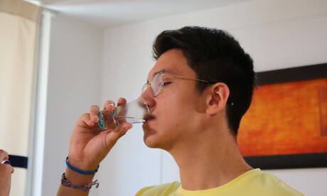 Helix Studios: Pretty boy Nate Wayne and argentinian twink Vincent Landi fuck ass after sucking dick