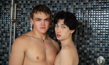 Hot american guys twink Derek Shaw and young dude Reece Jackson in hot ass fuck action in hot shower