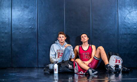 Die amerikanischen Pornostars Kane Fox und Garrett Kinsley haben heißen Pärchensex