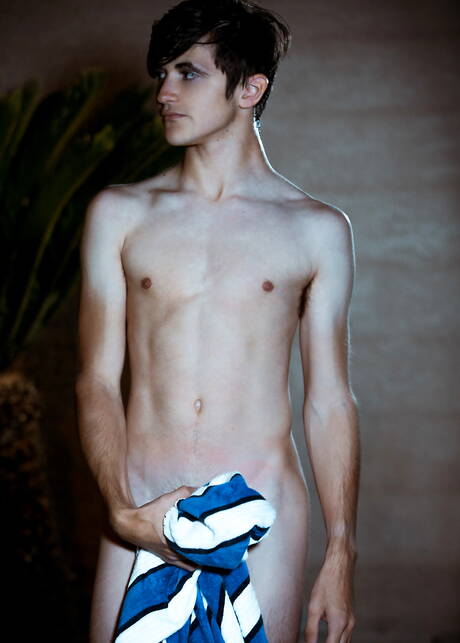 Young Nathan James get naked and showing hot butt at the pool