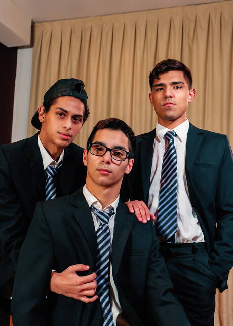 Hot Tommy Ameal, Francis Gerard and Felix Harris have a threesome pleasure outdoor