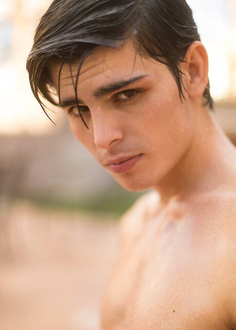 Les jeunes américains Seth Peterson et le minet Trevor Harris se sucent et se baisent à l