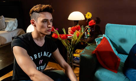 Młody młodzieniec Giorgio Angelo, Fabrice Rossi, Felix Harris i inni uwielbiają grupowe ruchanie w tyłek