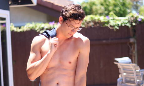 American hot twink Johnny Hands get naked and showing his ass outdoor