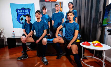 Young sporty Dave Andrew and his friends fucking each other