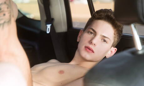 American twink Riley Finch and puerto rican superstud Ashton Summers in hot ass fuck action