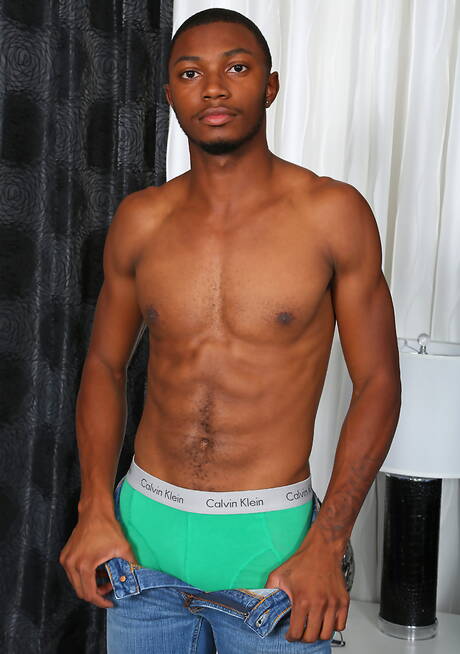 Ebony strong bull Terry posing naked and showing his butt