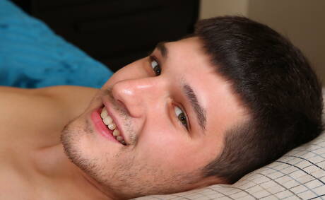 American muscular Nikolai Rapid posing nude and showing hot butt