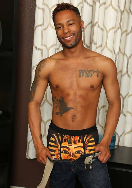 Black muscular Pharaoh Beckham shows a sturdy body