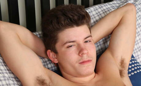 Pretty boy Drake Von undressing and showing nice ass