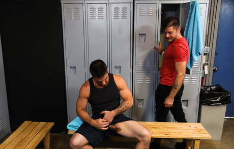 Hot american dudes bull Solomon Aspen and husky guy Jack Andy fuck ass after blowjob